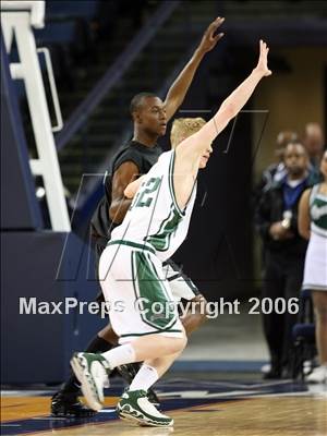 Thumbnail 3 in Deer Valley vs De La Salle (NCS D1 Final) photogallery.