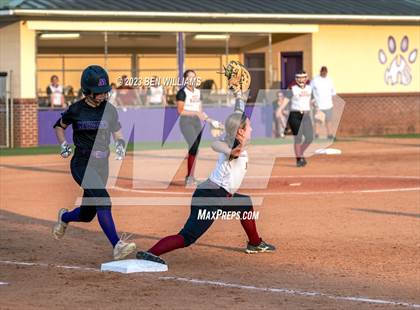 Thumbnail 1 in Marianna vs West Nassau (FHSAA 3A Region 1 Quarterfinal) photogallery.