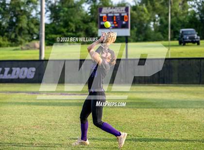 Thumbnail 2 in Marianna vs West Nassau (FHSAA 3A Region 1 Quarterfinal) photogallery.