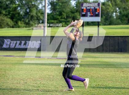 Thumbnail 1 in Marianna vs West Nassau (FHSAA 3A Region 1 Quarterfinal) photogallery.