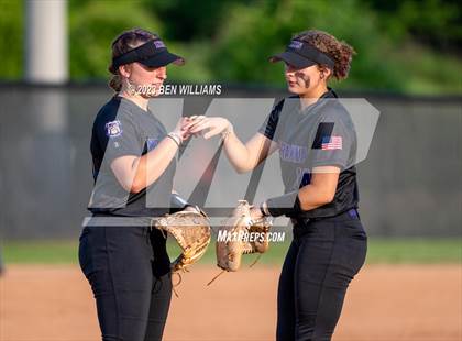 Thumbnail 3 in Marianna vs West Nassau (FHSAA 3A Region 1 Quarterfinal) photogallery.
