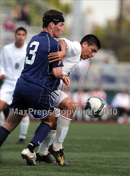 Thumbnail 1 in Santa Barbara vs. Corona del Mar (CIF SoCal D2 Regional Final) photogallery.