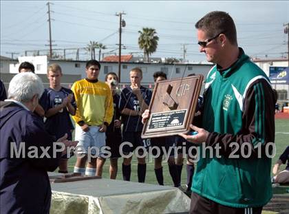 Thumbnail 3 in Santa Barbara vs. Corona del Mar (CIF SoCal D2 Regional Final) photogallery.