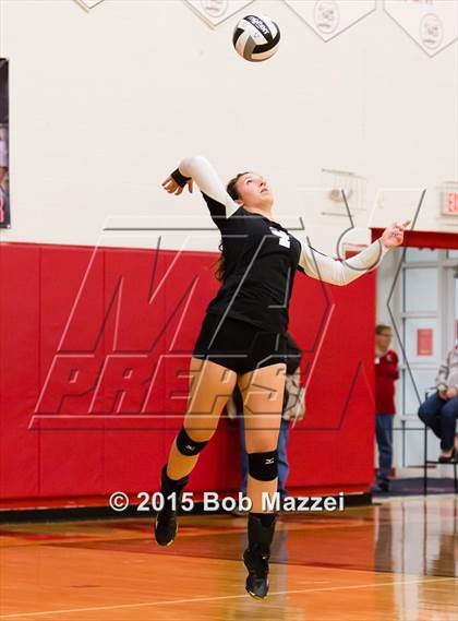 Thumbnail 3 in Aquinas [St. Thomas] vs Southern (OHSAA D4 Columbiana District Playoff) photogallery.