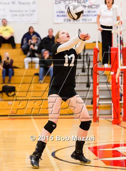 Thumbnail 1 in Aquinas [St. Thomas] vs Southern (OHSAA D4 Columbiana District Playoff) photogallery.