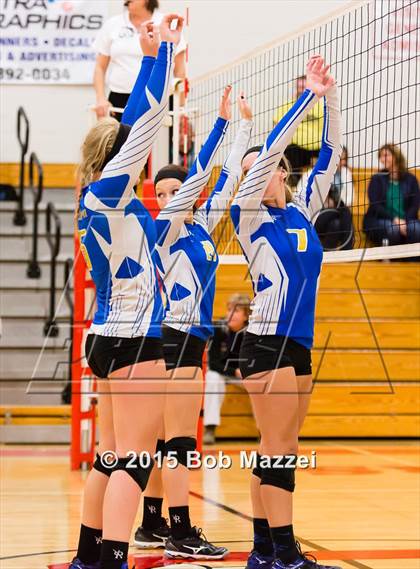 Thumbnail 1 in Aquinas [St. Thomas] vs Southern (OHSAA D4 Columbiana District Playoff) photogallery.