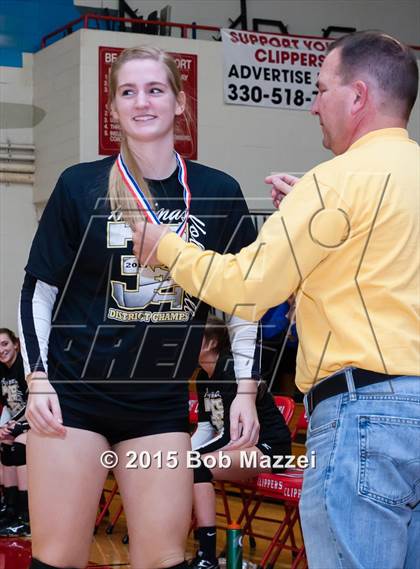 Thumbnail 1 in Aquinas [St. Thomas] vs Southern (OHSAA D4 Columbiana District Playoff) photogallery.