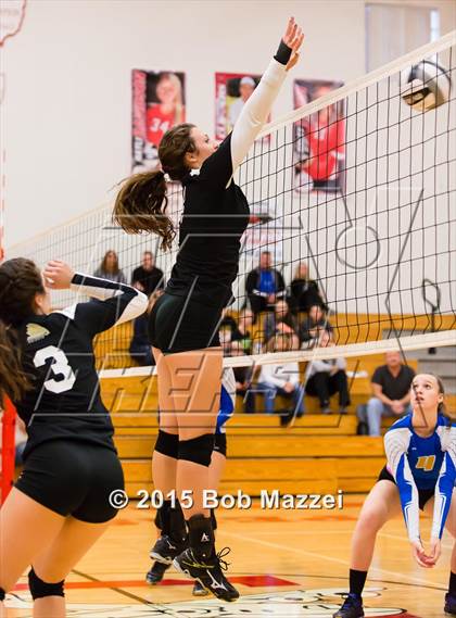 Thumbnail 1 in Aquinas [St. Thomas] vs Southern (OHSAA D4 Columbiana District Playoff) photogallery.