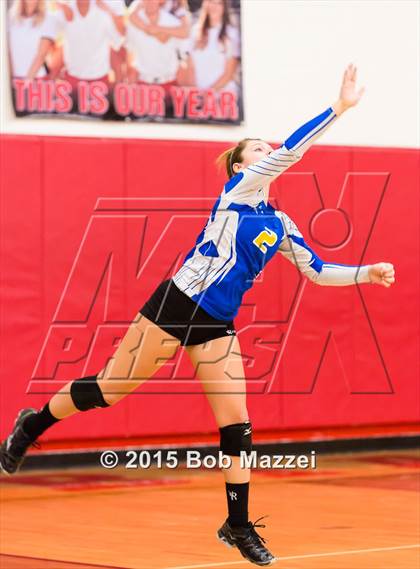 Thumbnail 2 in Aquinas [St. Thomas] vs Southern (OHSAA D4 Columbiana District Playoff) photogallery.