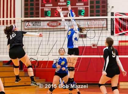 Thumbnail 1 in Aquinas [St. Thomas] vs Southern (OHSAA D4 Columbiana District Playoff) photogallery.