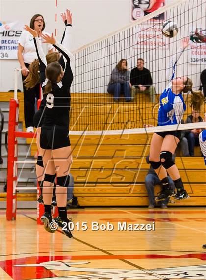 Thumbnail 1 in Aquinas [St. Thomas] vs Southern (OHSAA D4 Columbiana District Playoff) photogallery.