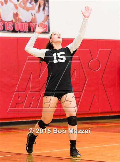 Thumbnail 2 in Aquinas [St. Thomas] vs Southern (OHSAA D4 Columbiana District Playoff) photogallery.