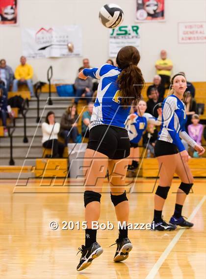 Thumbnail 1 in Aquinas [St. Thomas] vs Southern (OHSAA D4 Columbiana District Playoff) photogallery.