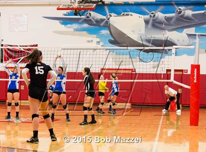 Thumbnail 1 in Aquinas [St. Thomas] vs Southern (OHSAA D4 Columbiana District Playoff) photogallery.