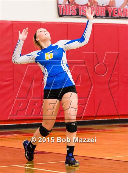 Thumbnail 1 in Aquinas [St. Thomas] vs Southern (OHSAA D4 Columbiana District Playoff) photogallery.