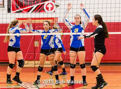 Thumbnail 3 in Aquinas [St. Thomas] vs Southern (OHSAA D4 Columbiana District Playoff) photogallery.