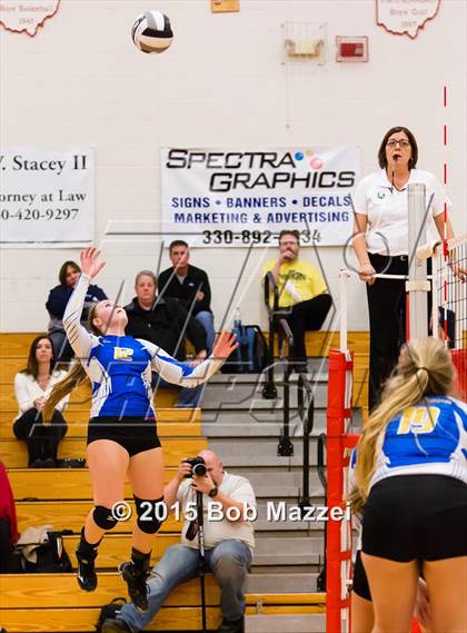 Thumbnail 3 in Aquinas [St. Thomas] vs Southern (OHSAA D4 Columbiana District Playoff) photogallery.
