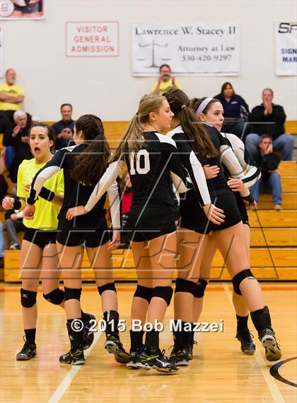 Thumbnail 3 in Aquinas [St. Thomas] vs Southern (OHSAA D4 Columbiana District Playoff) photogallery.