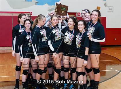Thumbnail 2 in Aquinas [St. Thomas] vs Southern (OHSAA D4 Columbiana District Playoff) photogallery.