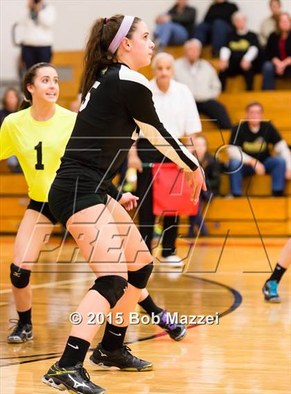 Thumbnail 3 in Aquinas [St. Thomas] vs Southern (OHSAA D4 Columbiana District Playoff) photogallery.