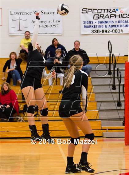 Thumbnail 3 in Aquinas [St. Thomas] vs Southern (OHSAA D4 Columbiana District Playoff) photogallery.