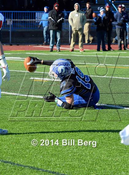 Thumbnail 2 in New Canaan vs Darien (CIAC Class L-Large Final) photogallery.