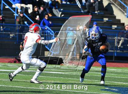 Thumbnail 3 in New Canaan vs Darien (CIAC Class L-Large Final) photogallery.