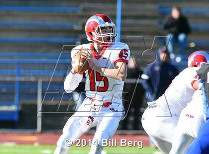 Thumbnail 3 in New Canaan vs Darien (CIAC Class L-Large Final) photogallery.