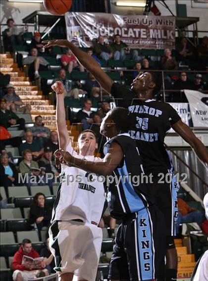 Thumbnail 1 in Bishop Kearney vs. Harborfields (NYSPHSAA Class A Semifinal) photogallery.