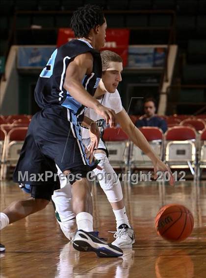 Thumbnail 2 in Bishop Kearney vs. Harborfields (NYSPHSAA Class A Semifinal) photogallery.