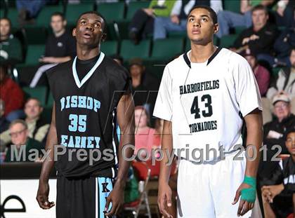 Thumbnail 2 in Bishop Kearney vs. Harborfields (NYSPHSAA Class A Semifinal) photogallery.
