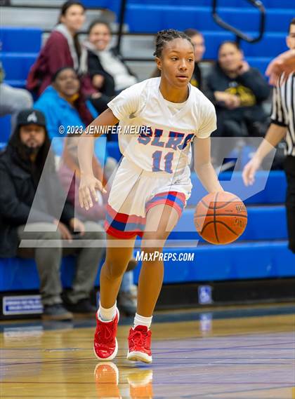 Thumbnail 2 in San Leandro vs. Irvington (Newark Optimist Club Holiday Classic) photogallery.