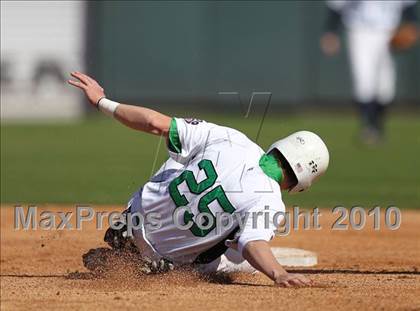 Thumbnail 1 in McNeil vs. Brenham (Rock Hardball Classic) photogallery.