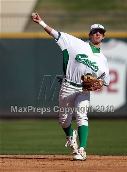 Thumbnail 1 in McNeil vs. Brenham (Rock Hardball Classic) photogallery.