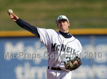 Thumbnail 3 in McNeil vs. Brenham (Rock Hardball Classic) photogallery.