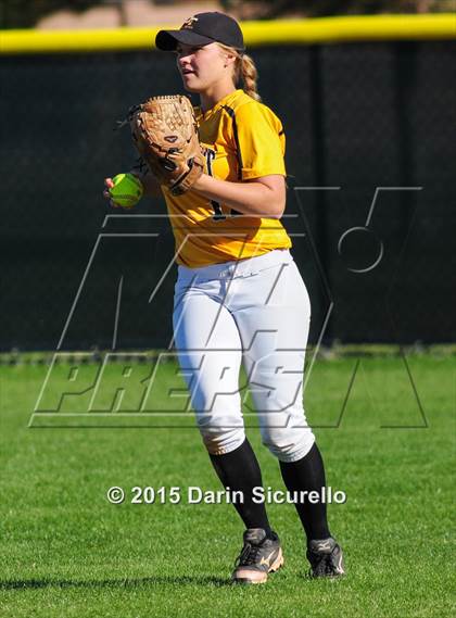 Thumbnail 2 in Gilbert vs. Perry (Red Mountain Tournament) photogallery.