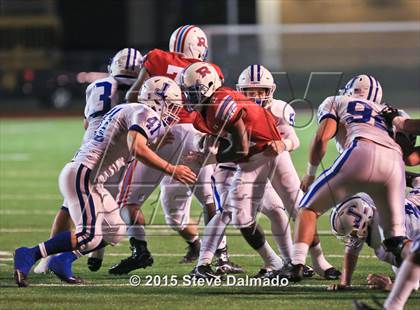 Thumbnail 2 in Archbishop Rummel vs Jesuit  (LHSAA District 1 Quarterfinal) photogallery.