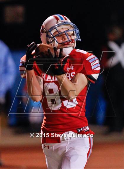 Thumbnail 1 in Archbishop Rummel vs Jesuit  (LHSAA District 1 Quarterfinal) photogallery.