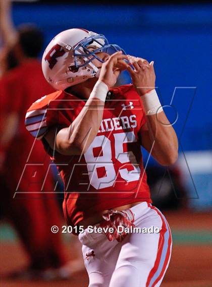 Thumbnail 1 in Archbishop Rummel vs Jesuit  (LHSAA District 1 Quarterfinal) photogallery.