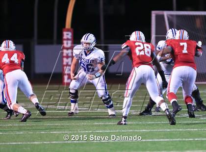Thumbnail 3 in Archbishop Rummel vs Jesuit  (LHSAA District 1 Quarterfinal) photogallery.