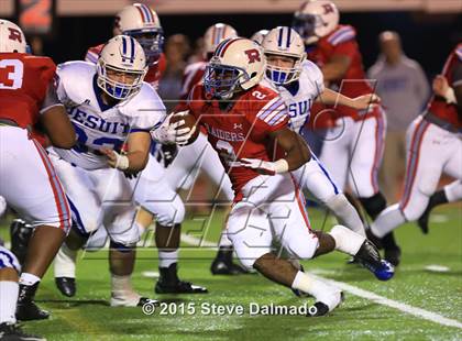 Thumbnail 2 in Archbishop Rummel vs Jesuit  (LHSAA District 1 Quarterfinal) photogallery.
