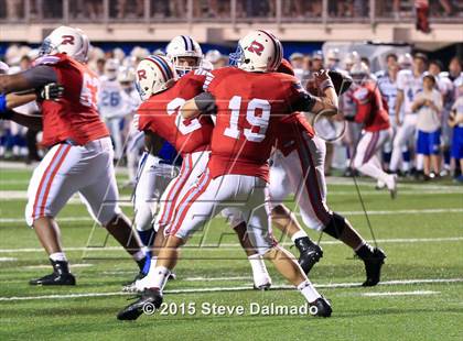 Thumbnail 2 in Archbishop Rummel vs Jesuit  (LHSAA District 1 Quarterfinal) photogallery.