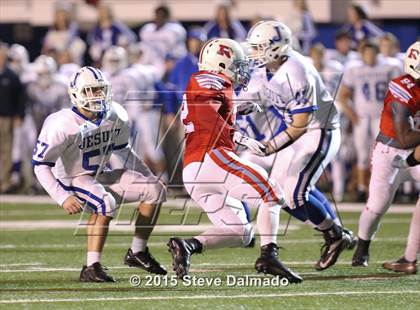 Thumbnail 3 in Archbishop Rummel vs Jesuit  (LHSAA District 1 Quarterfinal) photogallery.