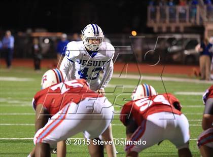Thumbnail 1 in Archbishop Rummel vs Jesuit  (LHSAA District 1 Quarterfinal) photogallery.