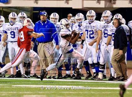 Thumbnail 1 in Archbishop Rummel vs Jesuit  (LHSAA District 1 Quarterfinal) photogallery.