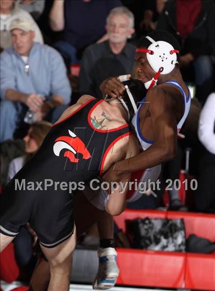 Thumbnail 3 in Ocean Township vs. Jackson Memorial (SCT Quarterfinals) photogallery.