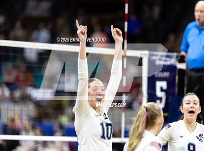 Thumbnail 2 in Pine Creek vs. Denver South (CHSAA 5A First Round) photogallery.