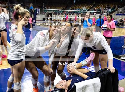 Thumbnail 2 in Pine Creek vs. Denver South (CHSAA 5A First Round) photogallery.