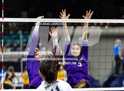 Thumbnail 2 in Pine Creek vs. Denver South (CHSAA 5A First Round) photogallery.