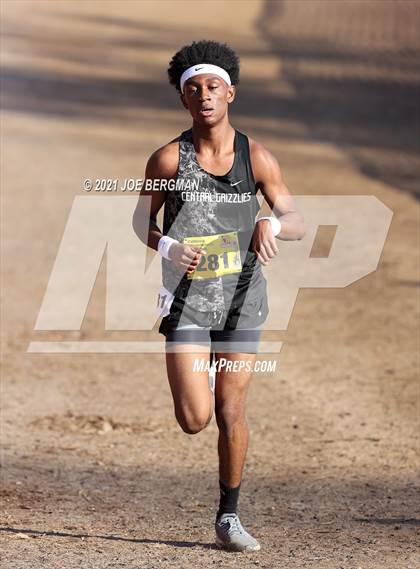 Thumbnail 1 in CIF State Cross Country Championships (Boys D3 Race) photogallery.
